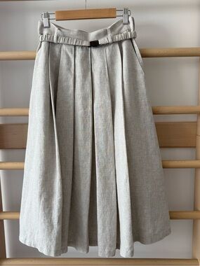 Neutral Linen-Blend Pleated Midi Skirt with Built-In Belt